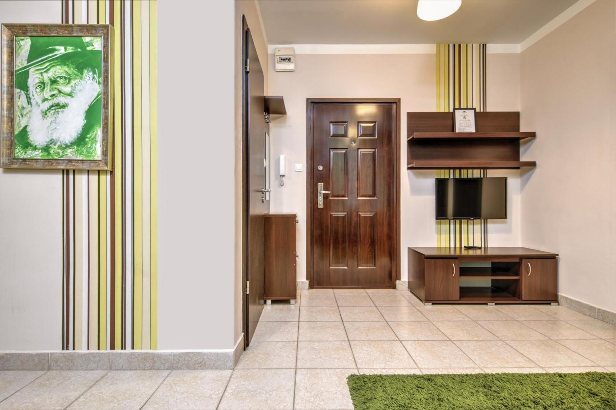 Central Walk Fashionstreet Apartmnts Budapest Exterior photo