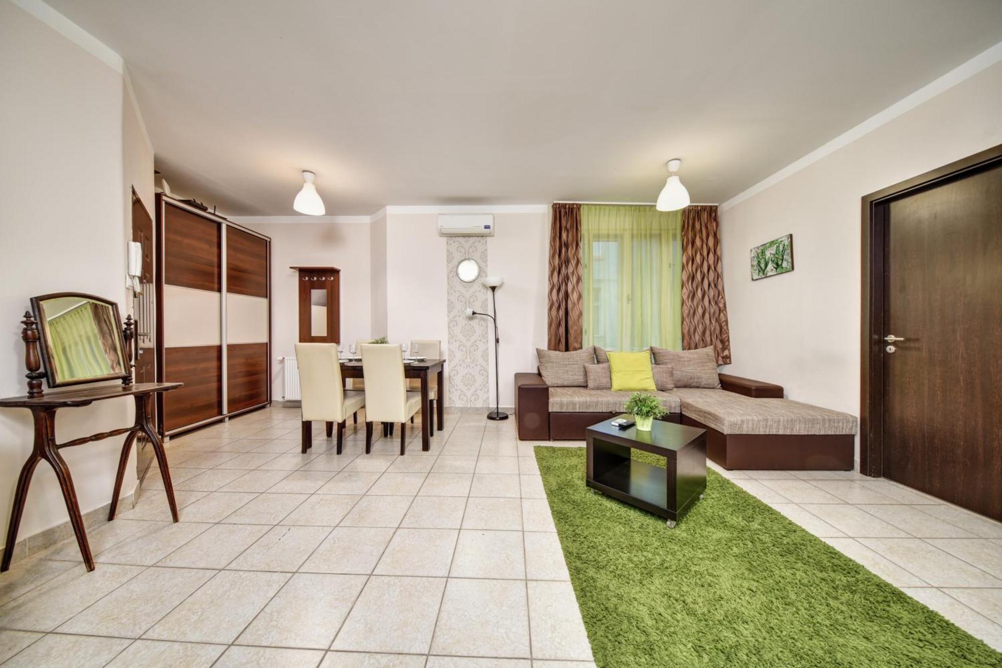 Central Walk Fashionstreet Apartmnts Budapest Exterior photo